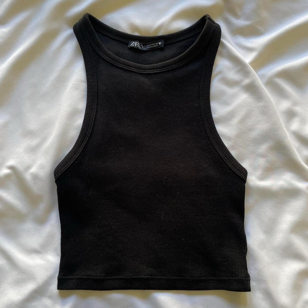 Zara Women’s Black Ribbed Minimalist Tank Top Small